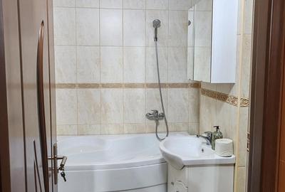 Apartament cu 3 camere semidecomandat în Cantemir - 1