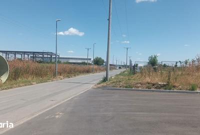 Teren de 9414 mp, în Central - 4
