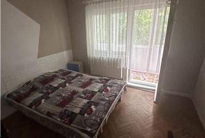 3 camere decomandat cu centrlala str Felix - 5