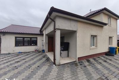 Casă cu 5 camere cu Teren 500 Mp în Central - 3