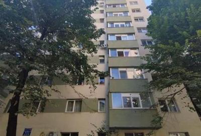 Apartament cu 2 camere decomandat în Colentina