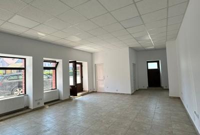 Spatiu comercial de inchiriat  Reghin - 1