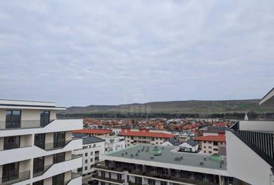 Apartament tip penthouse de vanzare Flore?ti, zona Eroilor - 1