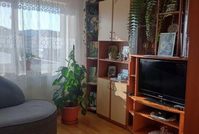 Apartament cu 3 camere decomandat în Central - 3