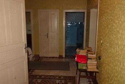 Apartament cu 4 camere în Central - 15
