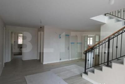 Casă cu 5 camere cu Teren 1590 Mp în Luna - 17
