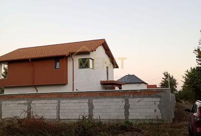 Spațiu comercial, în Tufeni - 8
