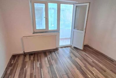 Apartament cu 2 camere semidecomandat în Bârlad - 7