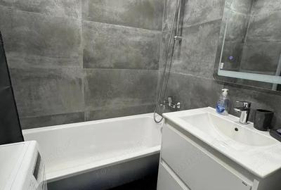 Apartament cu 3 camere decomandat în Floreasca