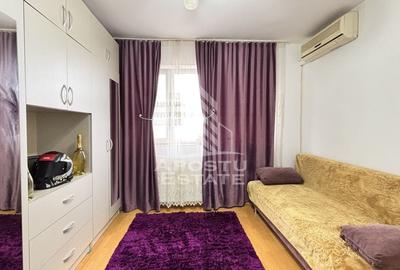 Garsoniera cocheta, mobilata si utilata, etaj intermediar, zona UMT - 3