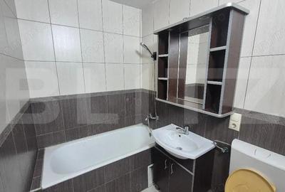 Apartament de inchiriat, 2 camere, 52 mp, zona Micro 16 - 9