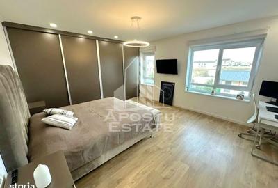 Casă cu 4 camere cu Canalizare în Dumbrăvița