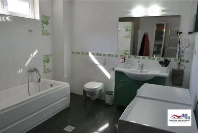 Casa Spatioasa de Vanzare Zona Semicentrala - 9