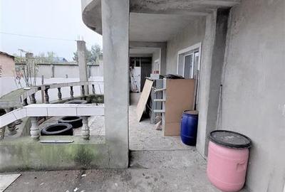 Vila P + 1 si  teren atat ptr.bussines cat si ptr locuit Onesti - 5