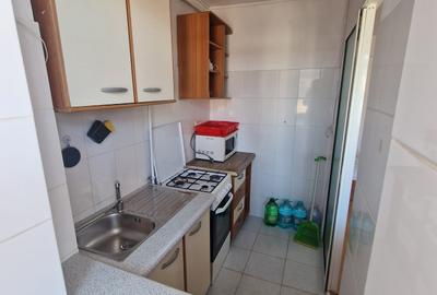 City Park-garsoniera decomandata, cu centrala - 4