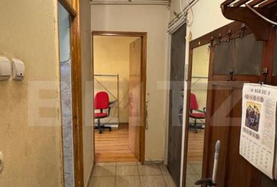 Apartament de vanzare, 3 camere, 65 mp, etaj intermediar, zo - 5