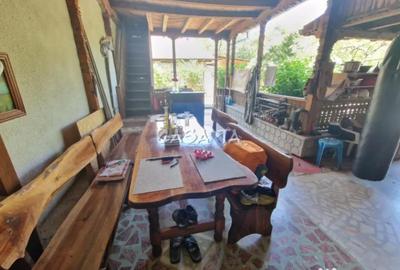 Casă cu 5 camere cu Garaj în Boroșteni - 13