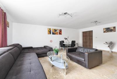 Casă individuală cu 6 camere cu Teren 426 Mp în Central - 1