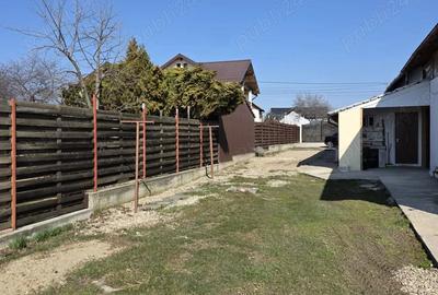 Casă cu Teren 2579 Mp în Colanu - 4