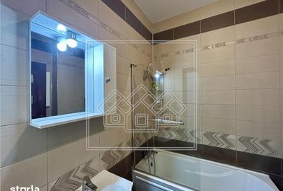 Apartament cu 2 camere decomandat în Turnișor - 1