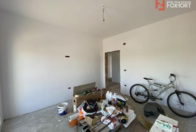 Duplex cu 3 camere si teren de 350 mp, zona linistita - Remetea Mare - 9