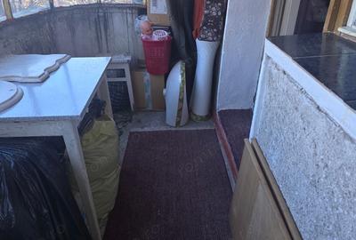 Apartament cu 3 camere decomandat în 22 Decembrie - 8