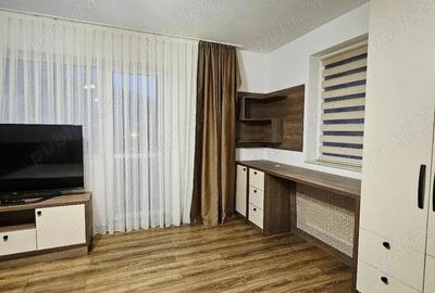 Garsonieră decomandată în Titan - 1