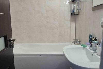 Apartament cu 2 camere în Decebal - 5