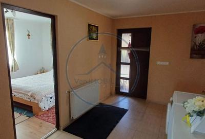 Casă cu 4 camere în Unirea - 8