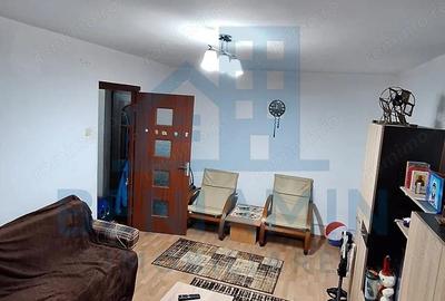 Apartament decomandat 2 camere Rovine Dezrobirii etaj 3 - 6