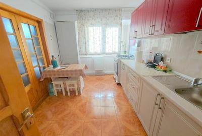 Apartament 3 camere decomandat, zona Mioritei - 13