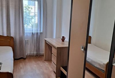 Inchiriez apartament 3 camere, zona Siretului Inchiriez apartament 3 camere, zona Siretului - 3