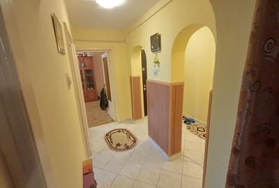 Vanzare 2 camere-Imobiliare MAXICONFORT - 2