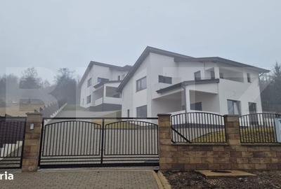 Casă cu 4 camere cu Canalizare în Stolna - 11