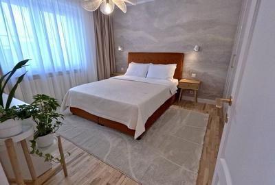 Apartament cu 3 camere semidecomandat, mobilat în 13 Septembrie - 8