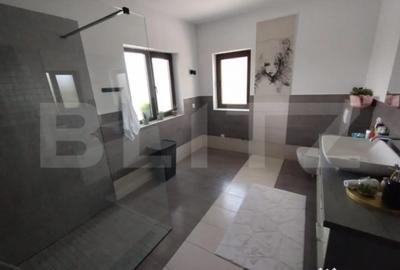 Casă cu 4 camere cu Teren 2800 Mp în Satu Nou - 6