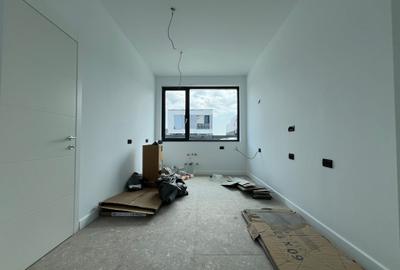 LA CHEIE! The Class Villas Tunari, TEREN 300 MP școală Americana 3 min. - 7