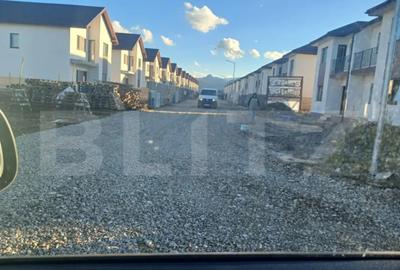 Casă cu 4 camere cu Teren 250 Mp în Uzina 2 - 18