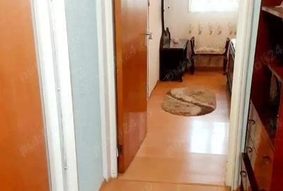 Apartament cu 3 camere semidecomandat în Drumul Taberei - 3