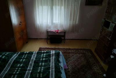 Casă cu 5 camere în Racovița - 2