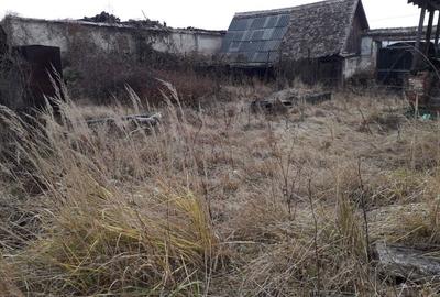 Teren de 4450 mp, în Central - 1