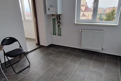 Apartament cu 2 camere decomandat în Central - 8