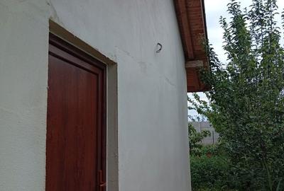 Casă cu 2 camere cu Teren 506 Mp în Bujac - 2