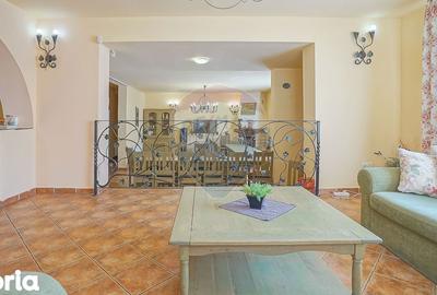 Casă cu Teren 1186 Mp în Moieciu - 16