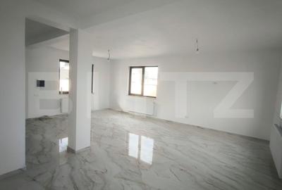 Duplex cu 4 camere cu Canalizare în Exterior Est - 4