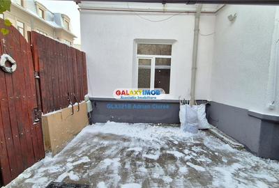 Casă cu 5 camere cu Garaj în Moșilor - 3