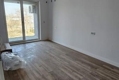 Apartament cu 2 camere decomandat în Nicolina - 3