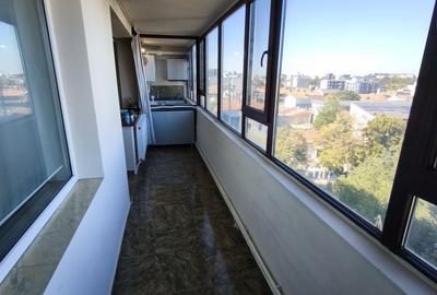 2 camere, 60 mp – vedere superbă spre centrul istoric și port - 10