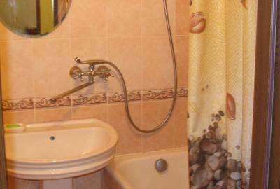 Garsonieră semidecomandată în Victoriei