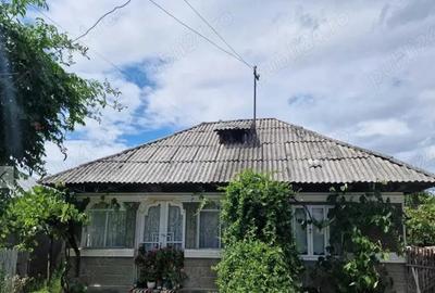 Casa cu teren orasul Roznov judetul Neamt 1550 mp - 8